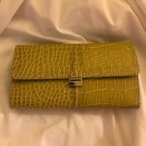 Women’s Liz Claiborne Pistachio Wallet